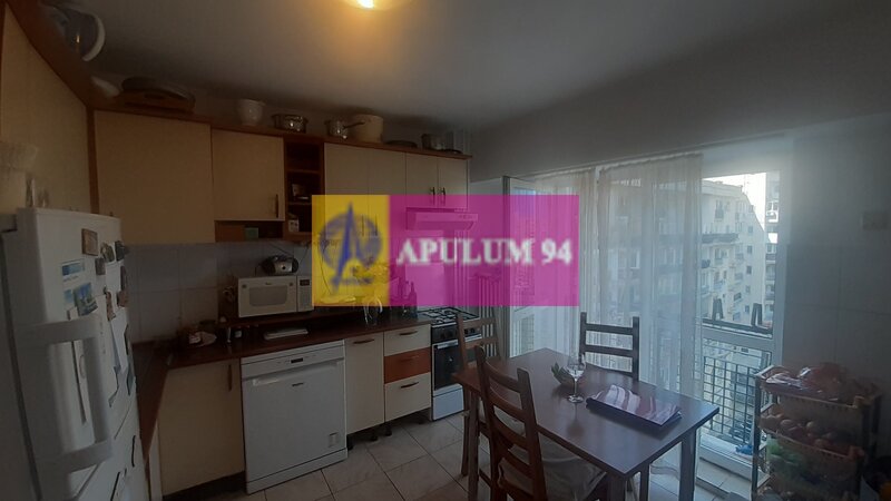 Apartament frumos, spatios, decomandat zona Bld Unirii-Zepter